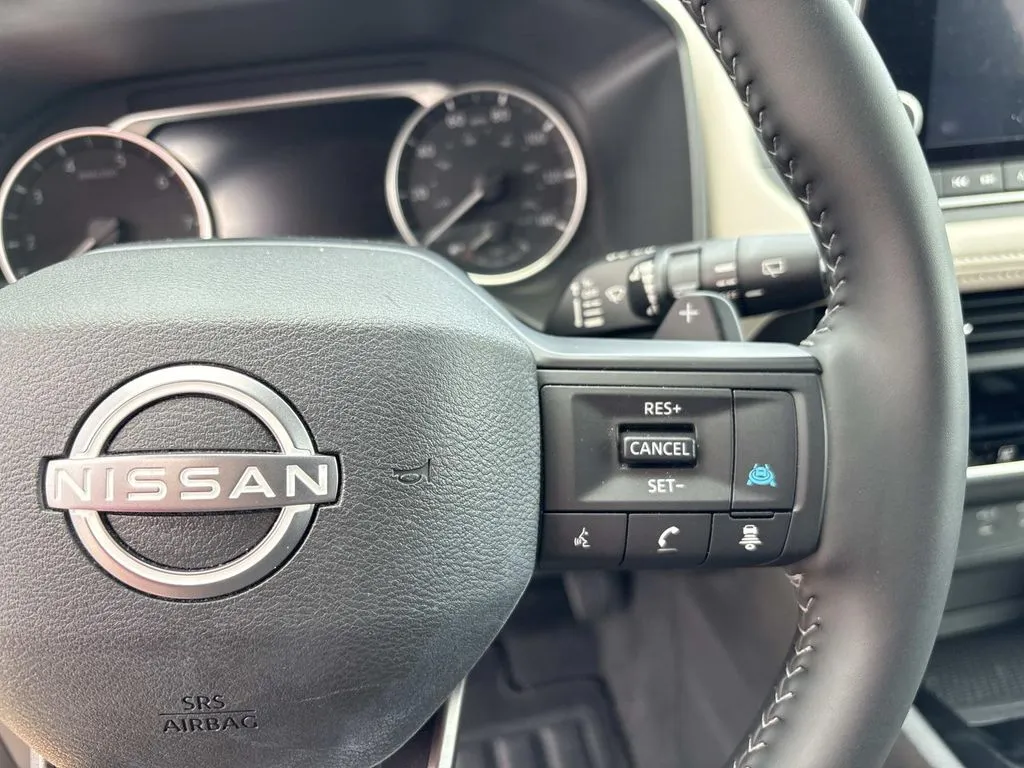 2025 Nissan Rogue SV - Photo 20