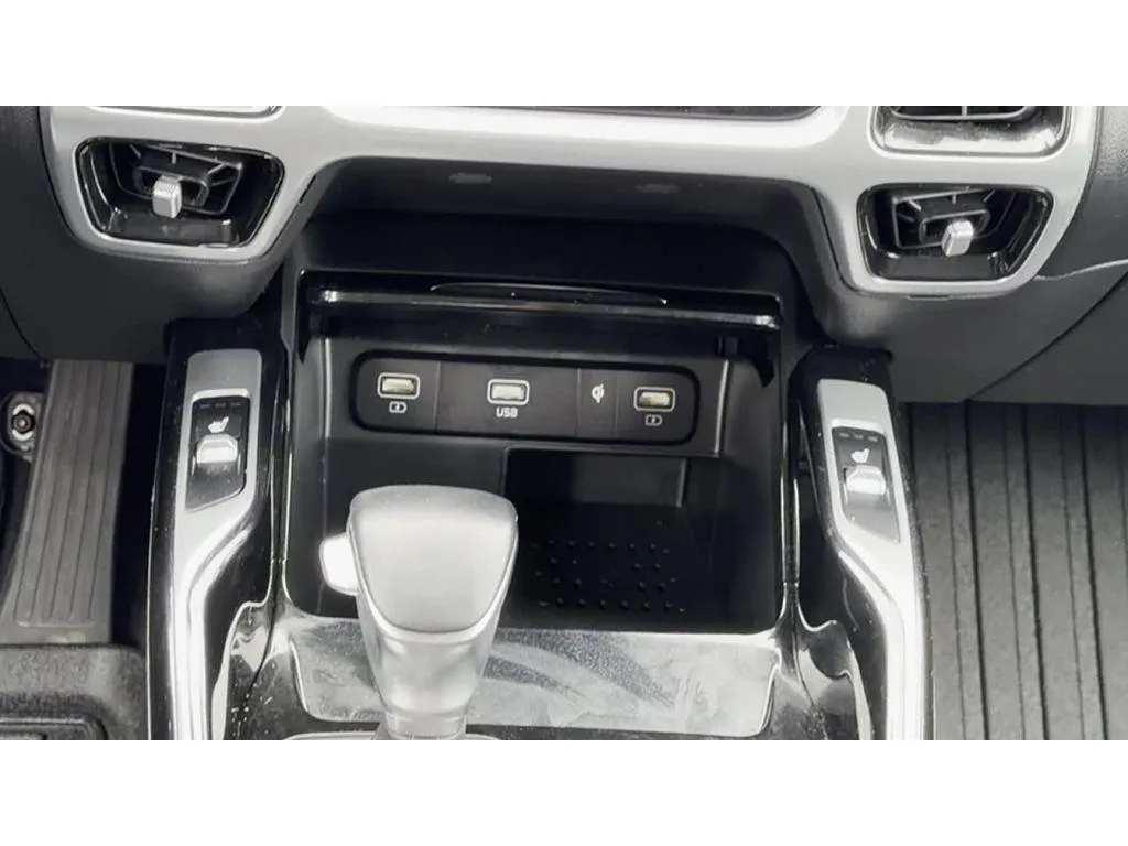 2022 Kia Sorento SX - Photo 16