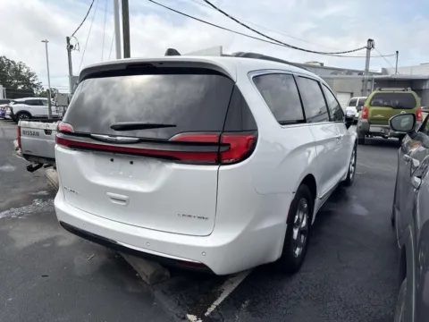 Photos of 2023 Chrysler Pacifica Limited for sale in Morristown, TN at Morristown Nissan