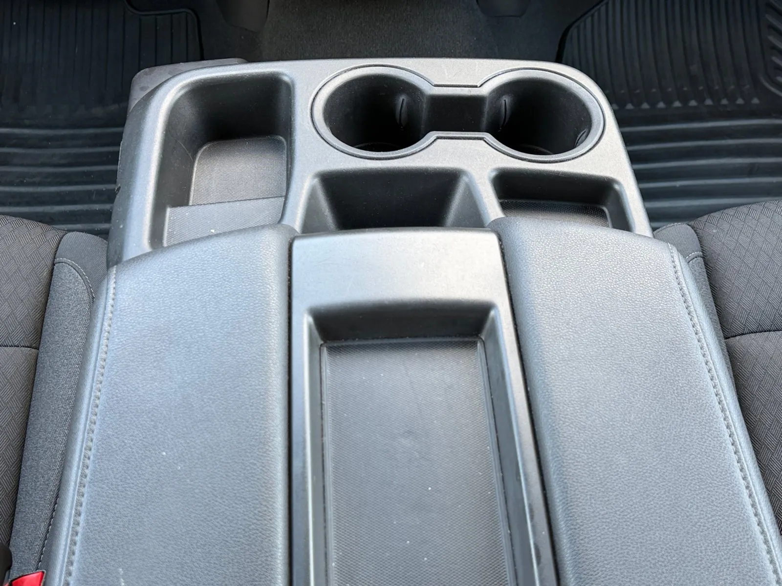 2025 Chevrolet Silverado 1500 LT - Photo 18