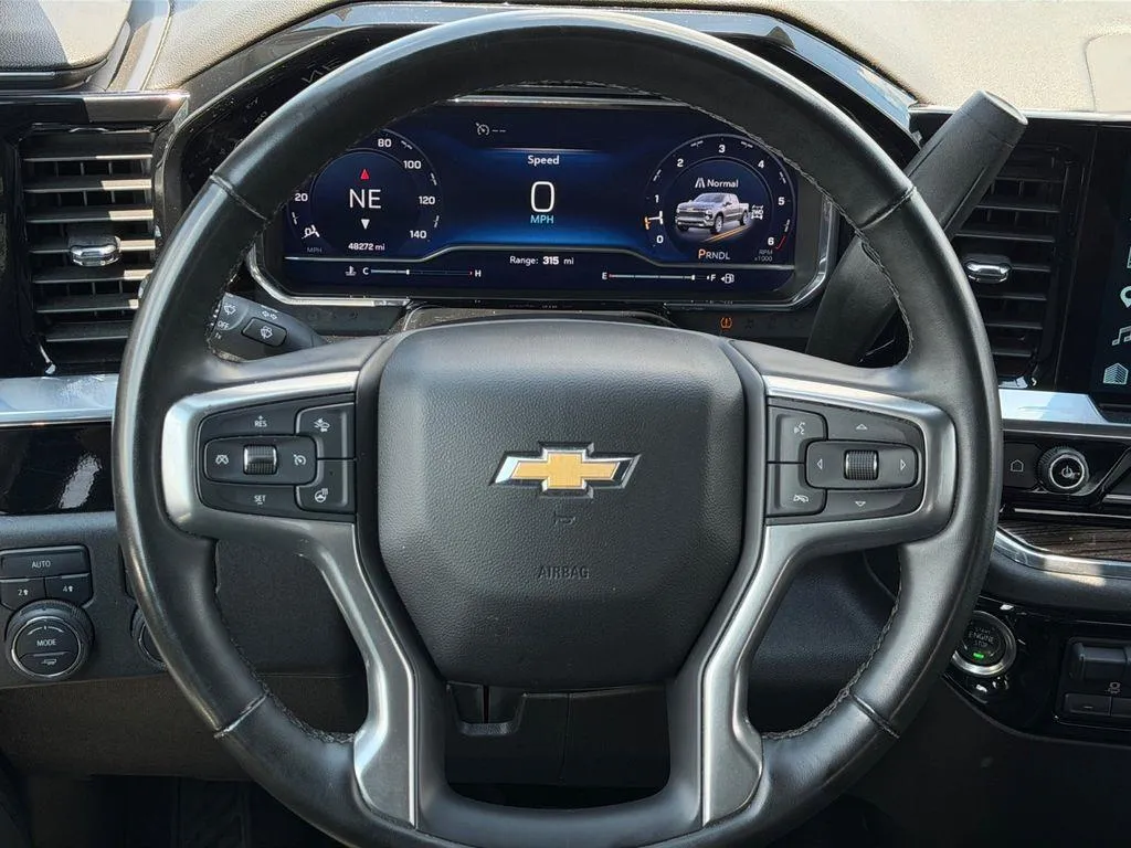 2025 Chevrolet Silverado 1500 LT - Photo 11