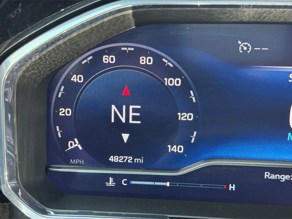 2025 Chevrolet Silverado 1500 LT - Photo 10