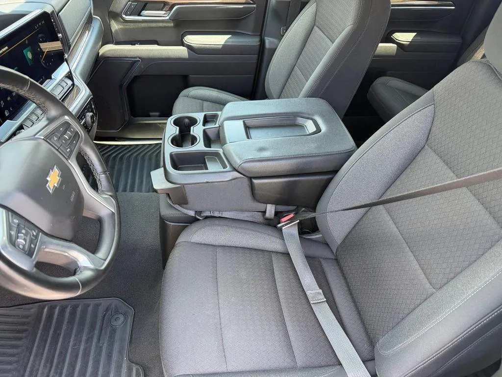 2025 Chevrolet Silverado 1500 LT - Photo 8