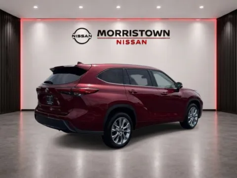 Photos of 2020 Toyota Highlander Limited for sale in Morristown, TN at Morristown Nissan