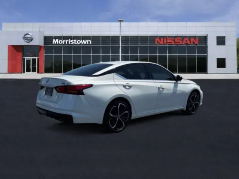 More photos of 2024 Nissan Altima 2.5 SR at Morristown Nissan, TN