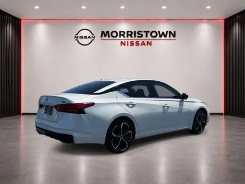 Another view of 2024 Nissan Altima 2.5 SR for sale in Morristown, TN at Morristown Nissan