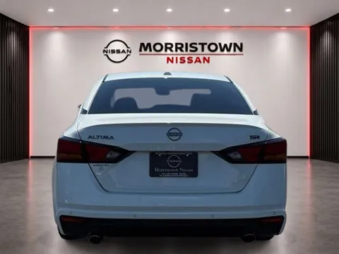 More photos of 2024 Nissan Altima 2.5 SR at Morristown Nissan, TN