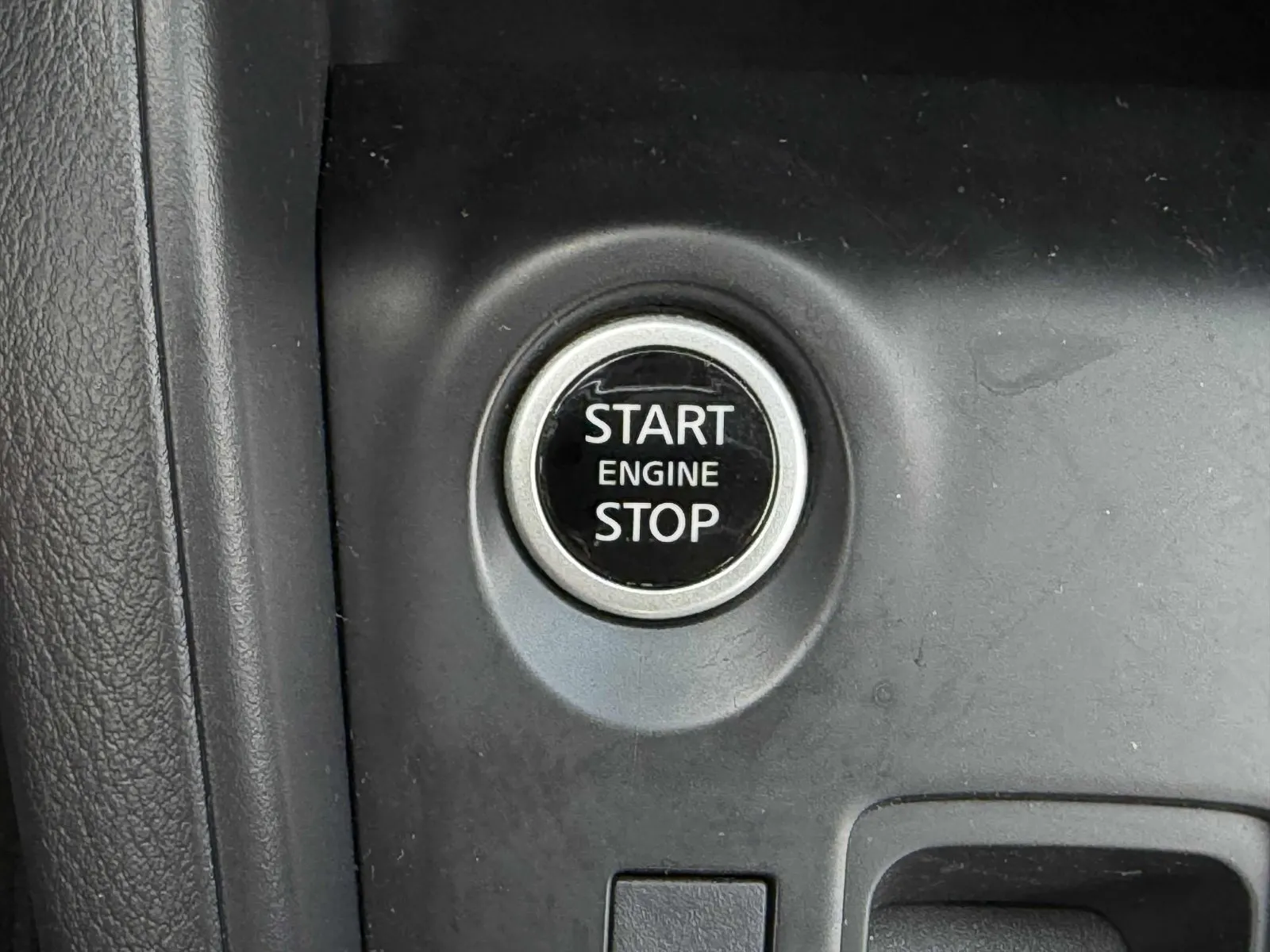 2025 Nissan KICKS PLAY Base - Photo 25