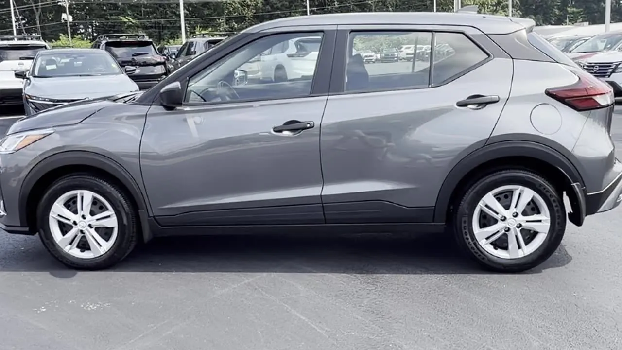 2025 Nissan KICKS PLAY Base - Photo 7