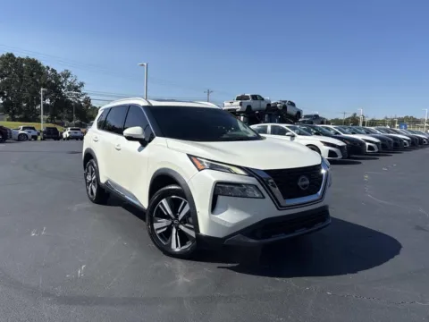 White 2023 Nissan Rogue SL for sale in Morristown, TN