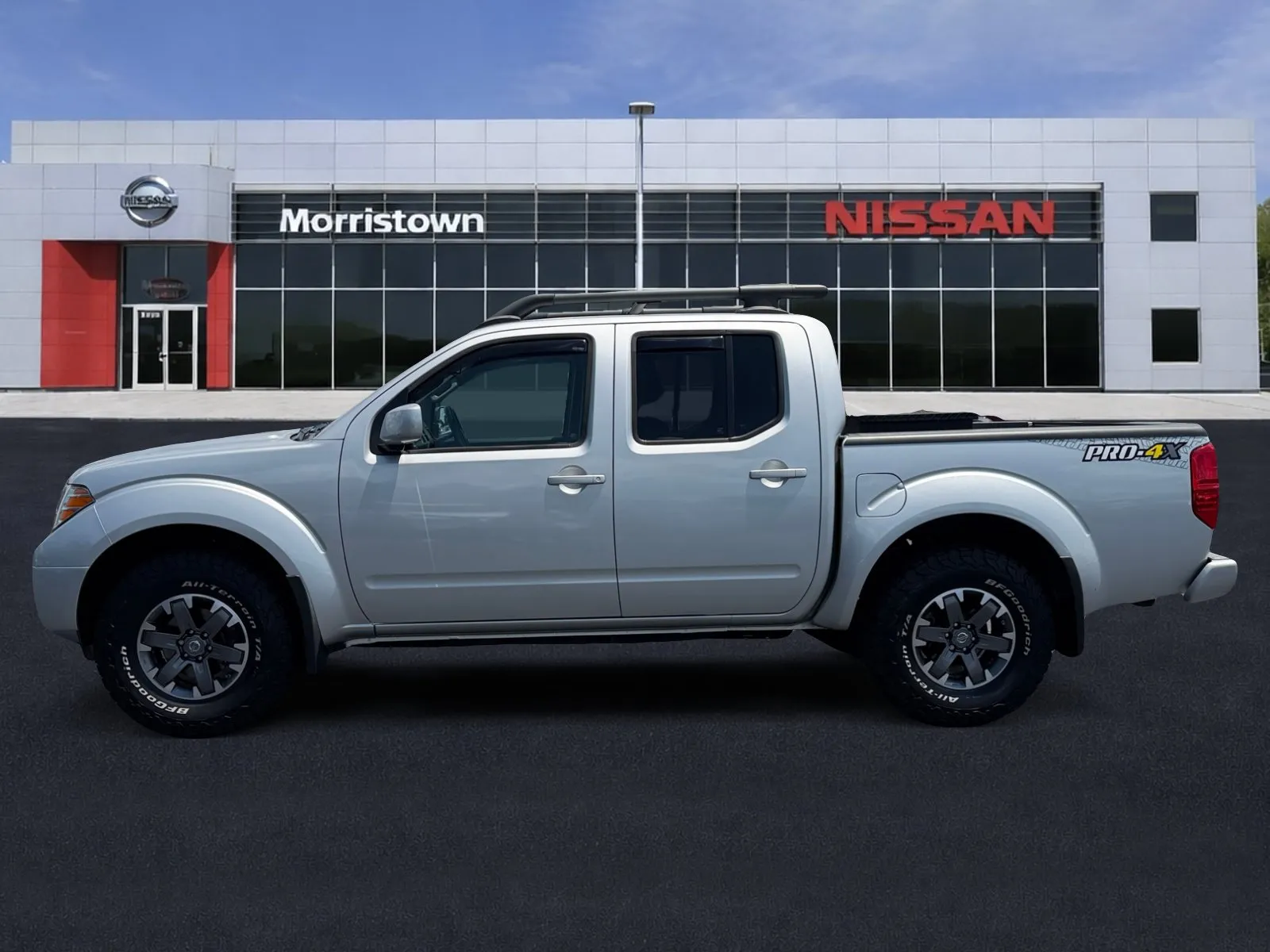 Silver 2016 Nissan Frontier PRO-4X for sale in Morristown, TN