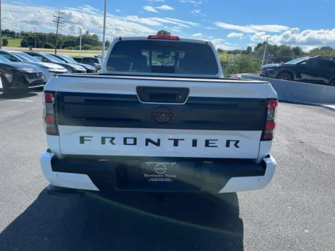 More photos of 2026 Nissan Frontier PRO-4X at Morristown Nissan, TN