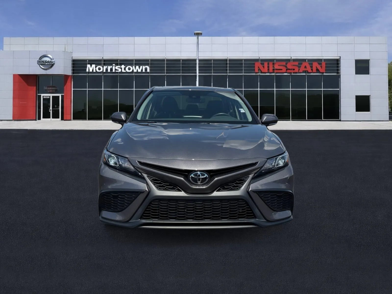 2024 Toyota Camry SE - Photo 6