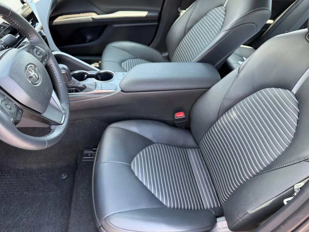 2024 Toyota Camry SE - Photo 7