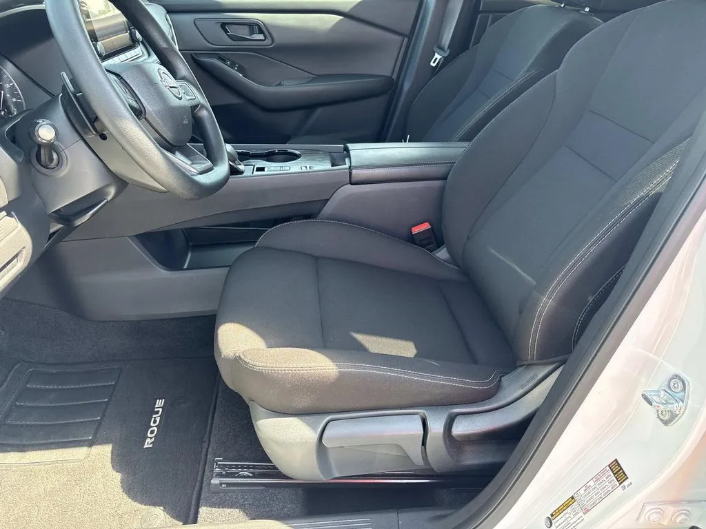 2025 Nissan Rogue S - Photo 27