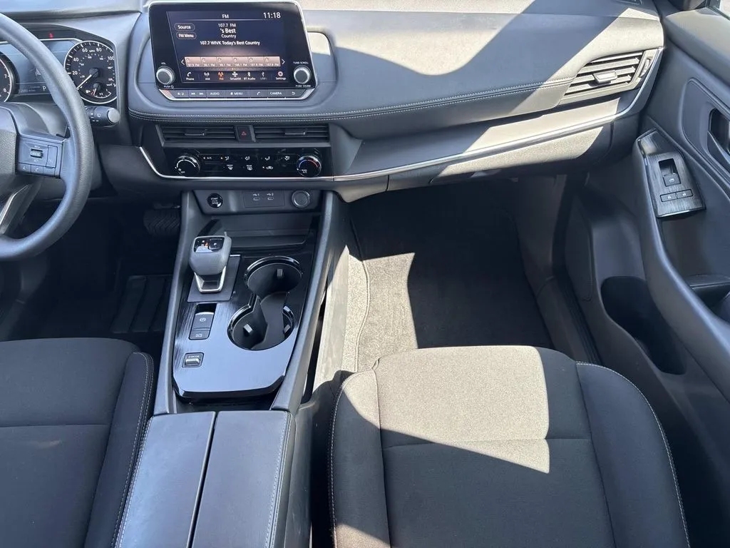 2025 Nissan Rogue S - Photo 13