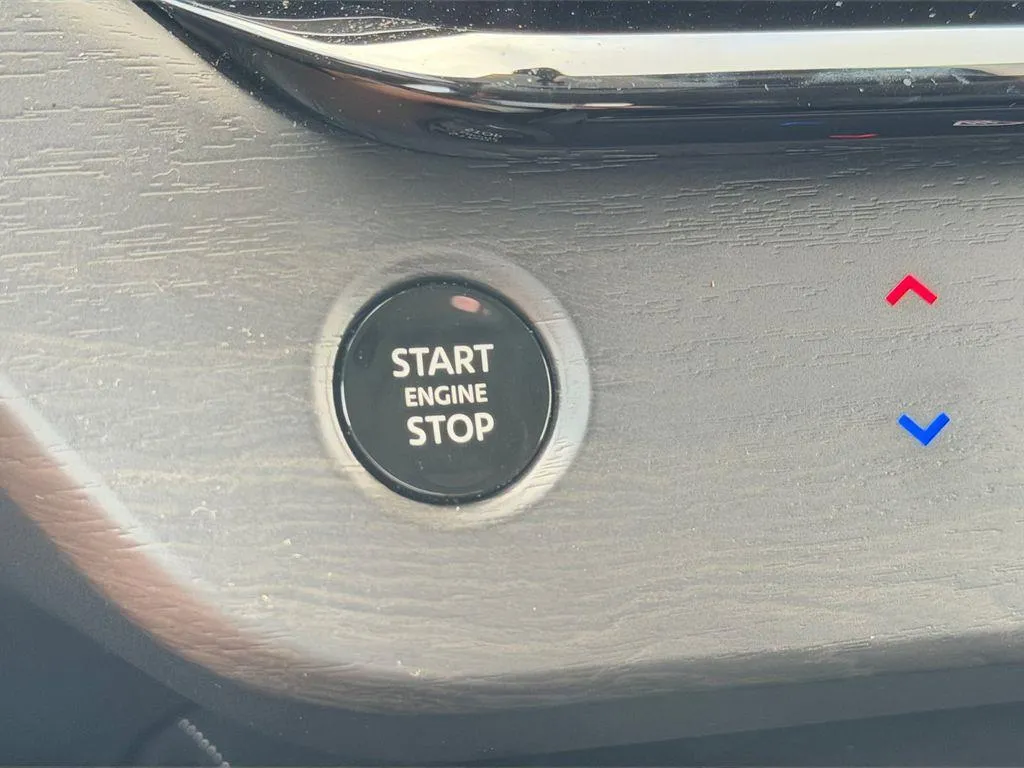 2025 Nissan Murano SL - Photo 14