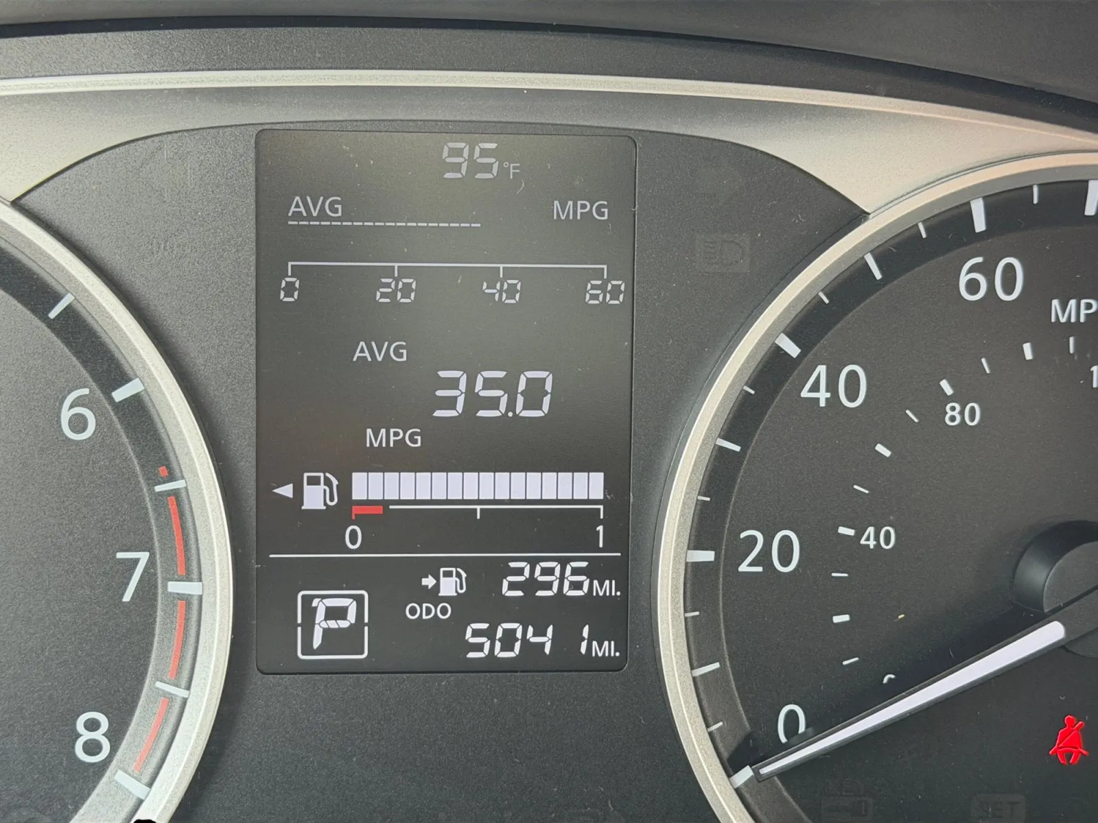 2025 Nissan KICKS PLAY Base - Photo 14