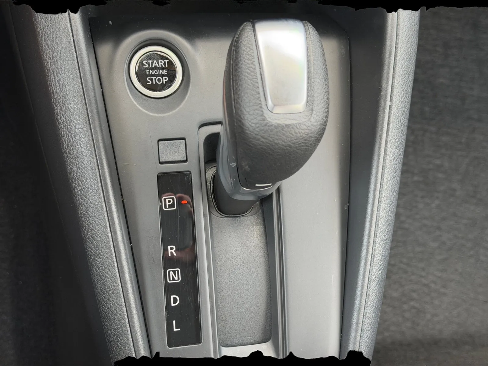 2025 Nissan KICKS PLAY Base - Photo 12