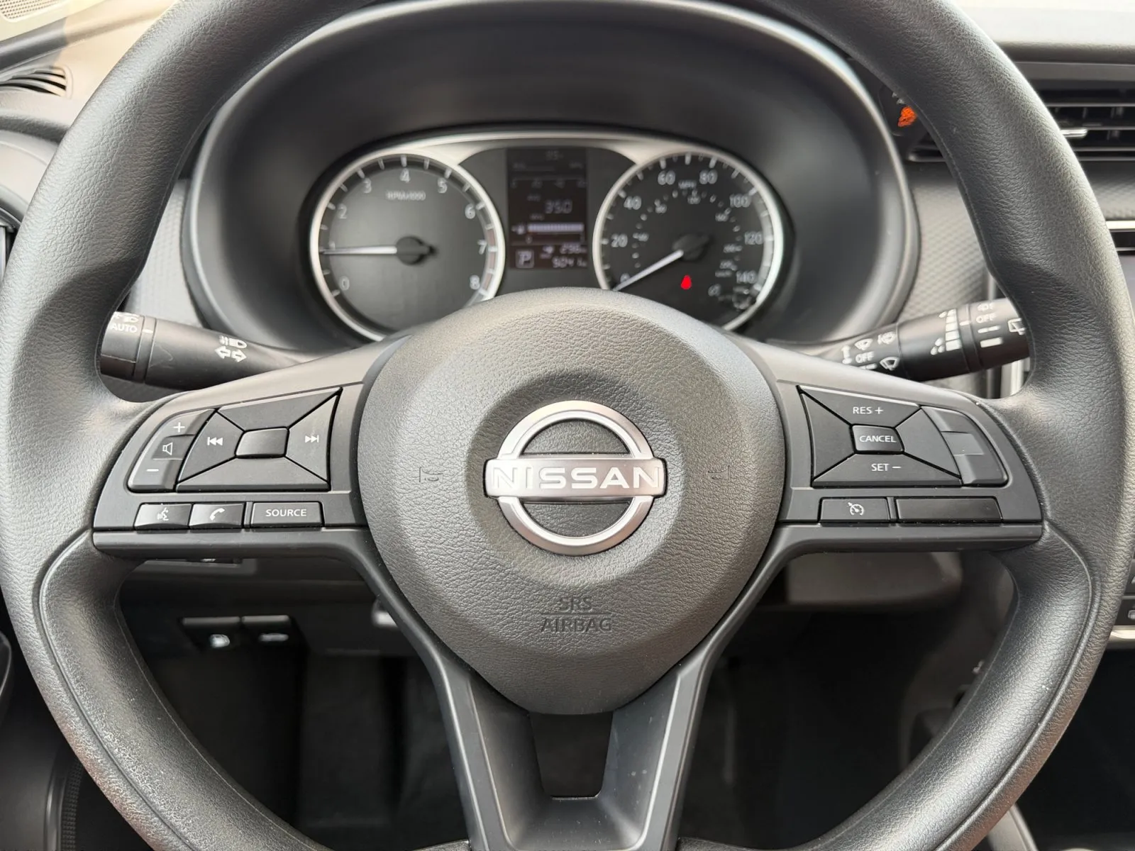 2025 Nissan KICKS PLAY Base - Photo 13