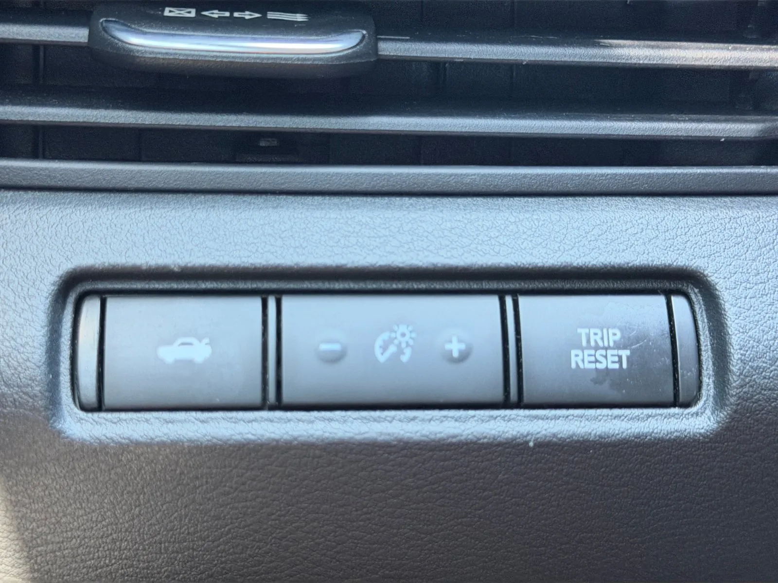 2022 Nissan Altima S - Photo 19