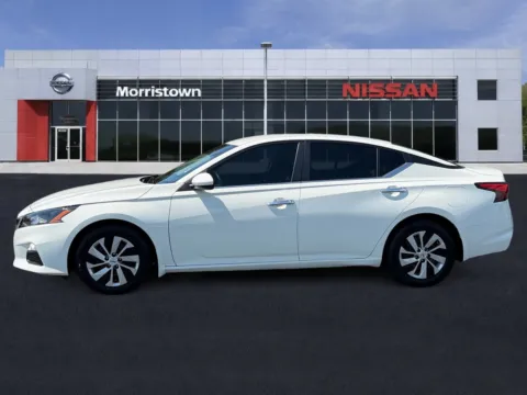 Photos of 2022 Nissan Altima 2.5 S for sale in Morristown, TN at Morristown Nissan