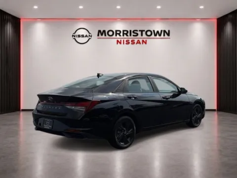 Photos of 2022 Hyundai Elantra SEL for sale in Morristown, TN at Morristown Nissan