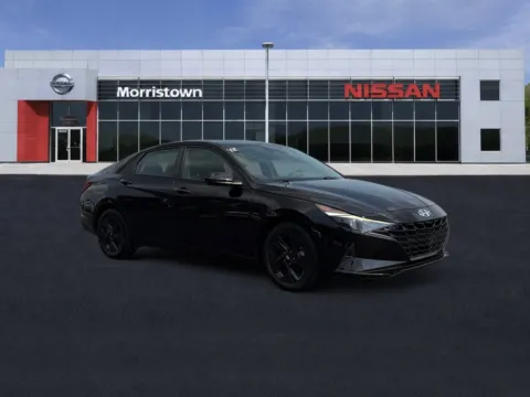 More photos of 2022 Hyundai Elantra SEL at Morristown Nissan, TN