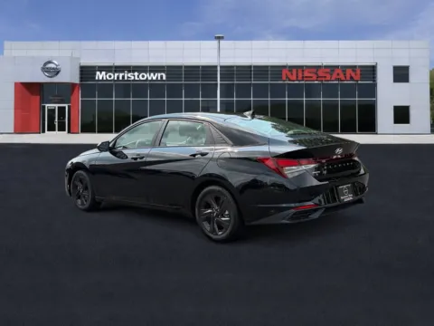 Photos of 2022 Hyundai Elantra SEL for sale in Morristown, TN at Morristown Nissan