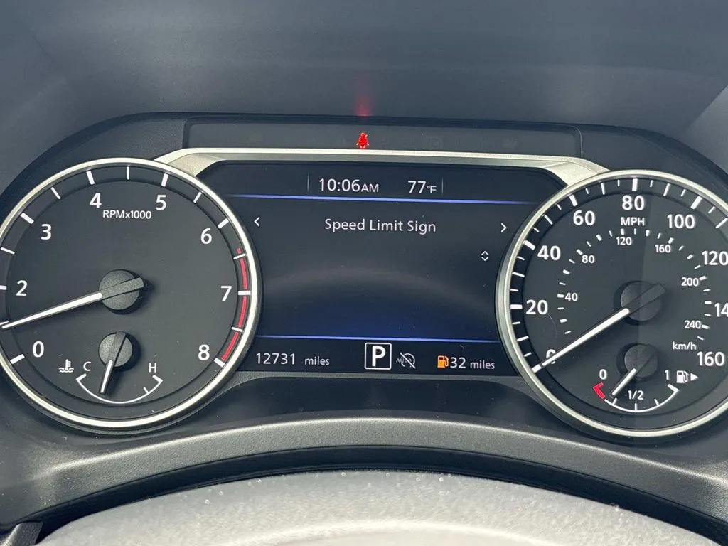 2025 Nissan Sentra SV - Photo 36