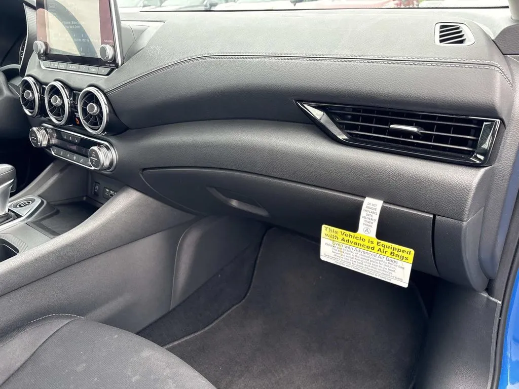 2025 Nissan Sentra SV - Photo 24