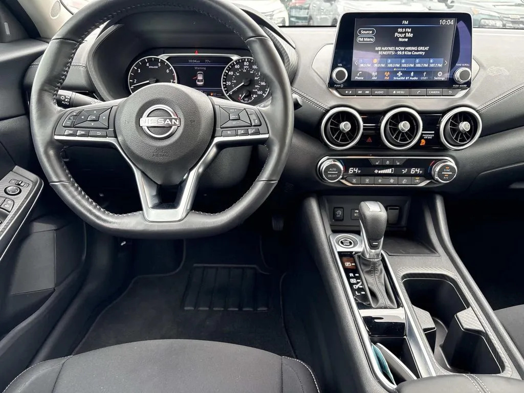 2025 Nissan Sentra SV - Photo 12