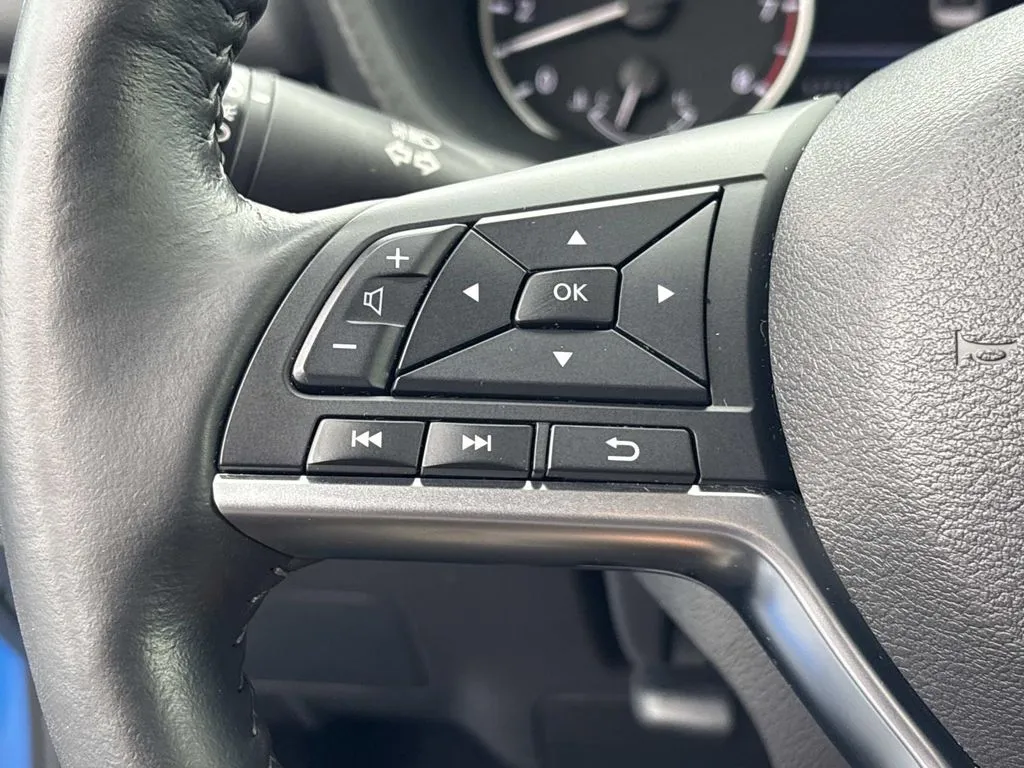 2025 Nissan Sentra SV - Photo 31