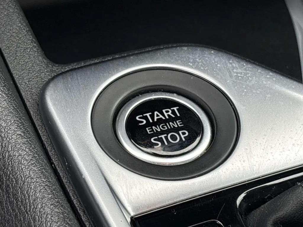 2025 Nissan Sentra SV - Photo 35