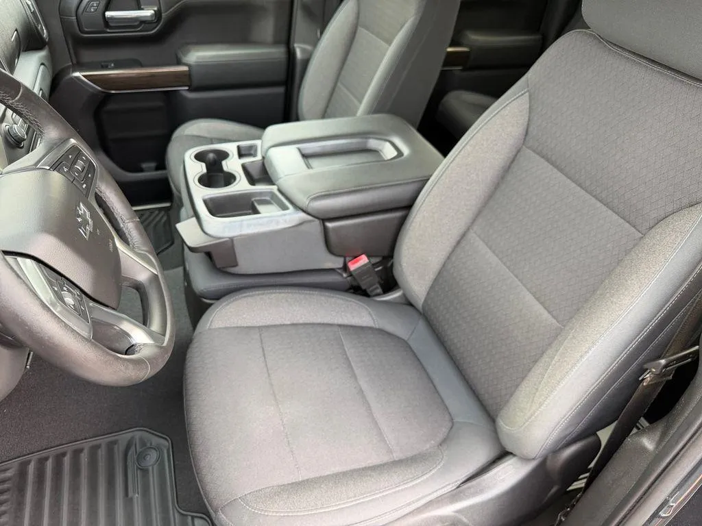 2020 Chevrolet Silverado 1500 RST - Photo 8