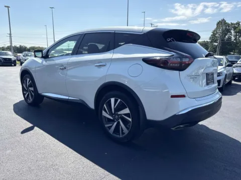 More photos of 2022 Nissan Murano SL at Morristown Nissan, TN