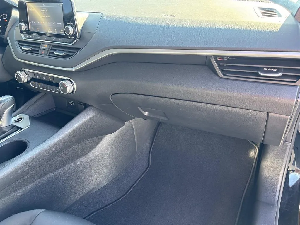 2024 Nissan Altima S - Photo 23