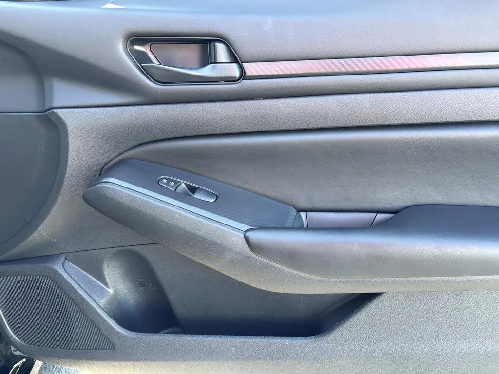 2024 Nissan Altima S - Photo 22