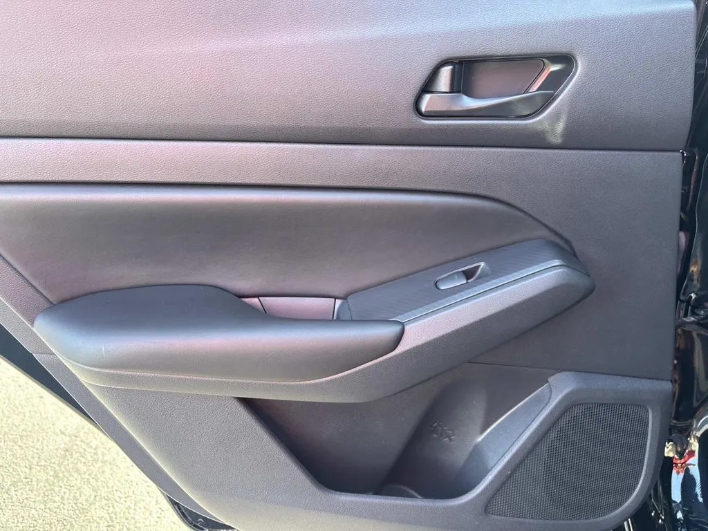 2024 Nissan Altima S - Photo 18