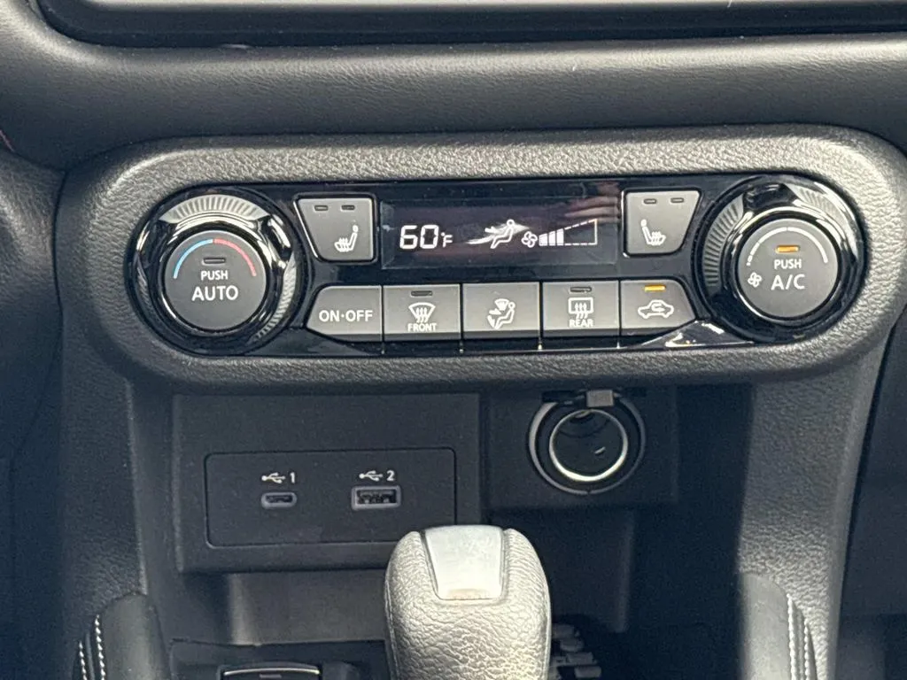 2024 Nissan Kicks SR - Photo 16