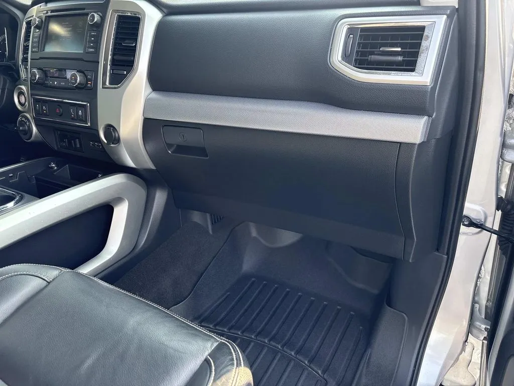 2019 Nissan Titan XD Pro-4X - Photo 23