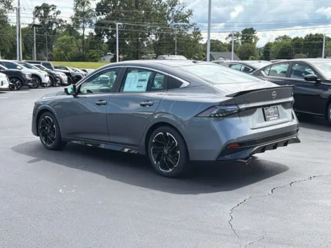 More photos of 2026 Nissan Sentra SR at Morristown Nissan, TN