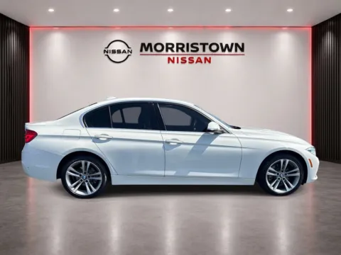 Photos of 2018 BMW 3 series 330i xDrive for sale in Morristown, TN at Morristown Nissan