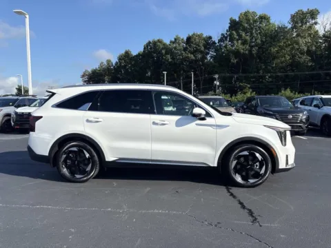 Photos of 2025 Kia Sorento Hybrid SX Prestige for sale in Morristown, TN at Morristown Nissan