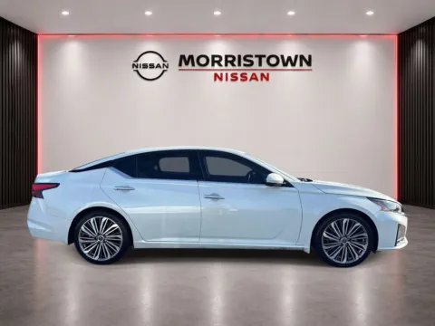 Photos of 2024 Nissan Altima 2.5 SL for sale in Morristown, TN at Morristown Nissan
