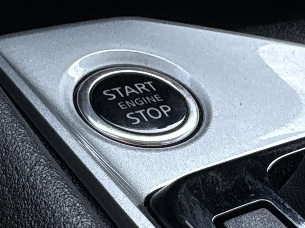 2025 Nissan Altima S - Photo 30