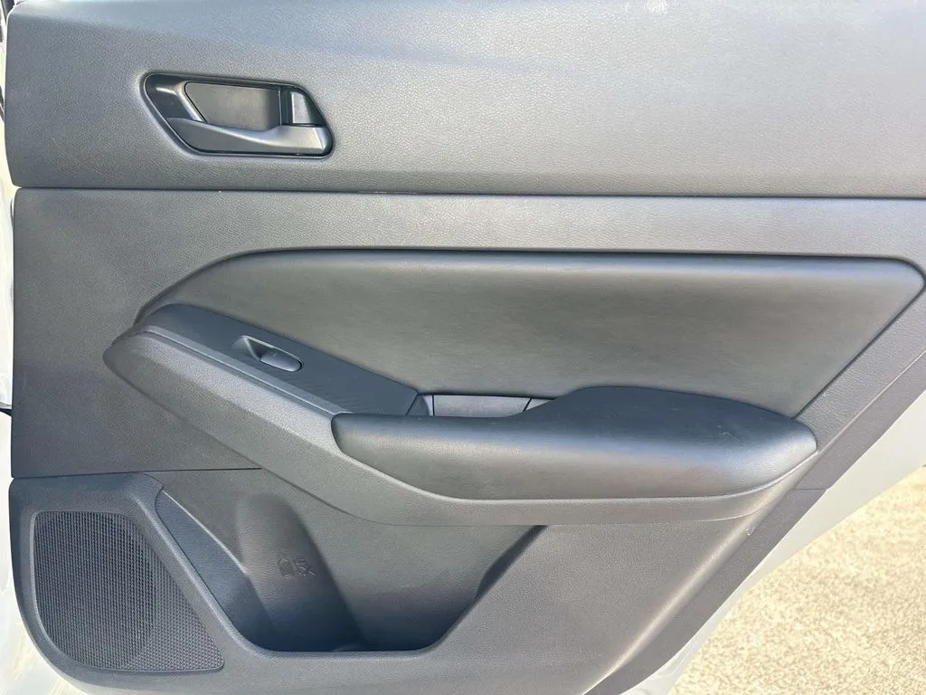2025 Nissan Altima S - Photo 19
