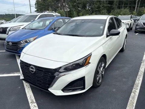 More photos of 2025 Nissan Altima S at Morristown Nissan, TN