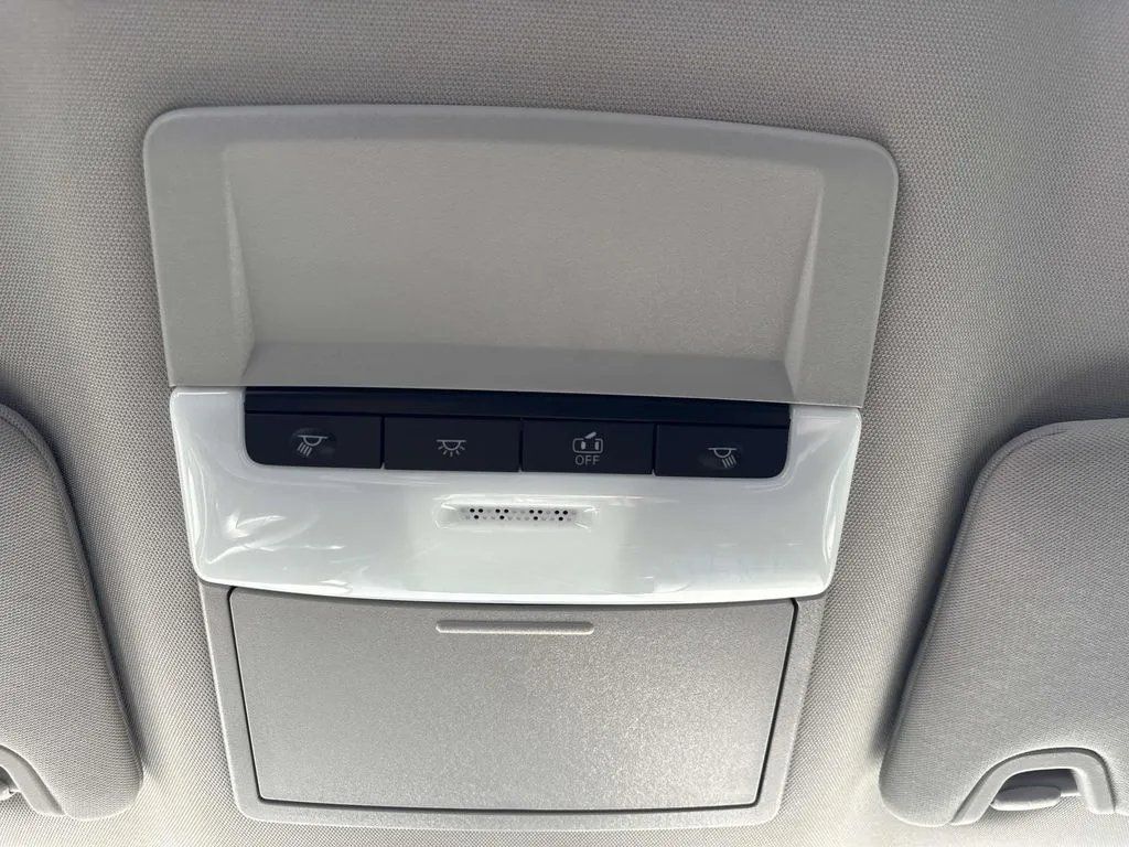 2025 Nissan Altima S - Photo 16