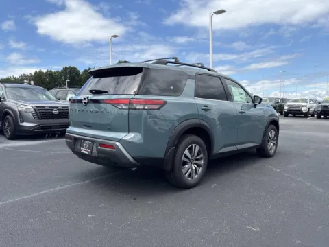 Another view of 2026 Nissan Pathfinder SL for sale in Morristown, TN at Morristown Nissan